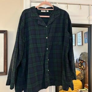 Vintage L.L. Bean Men's Navy and Green Plaid Shirt